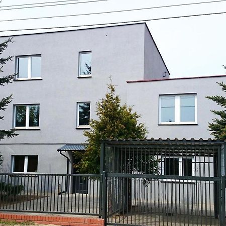 Tanie Spanie Na Naramowicach- Zameldowanie Bezobslugowe - Poznan Luaran gambar